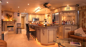 Houseboat Interiors 1