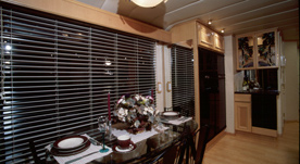 Houseboat Interiors 5