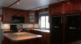 Cruisecraft 2 houseboat 9