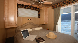 Cruisecraft 4 houseboat 7