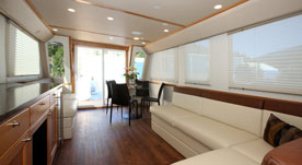 Cruisecraft 1 houseboat 3