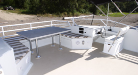 Houseboat Exteriors 7