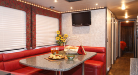 Molson n houseboat 4