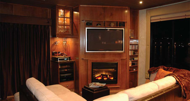 Luxury Houseboat Manufacturing Gallery